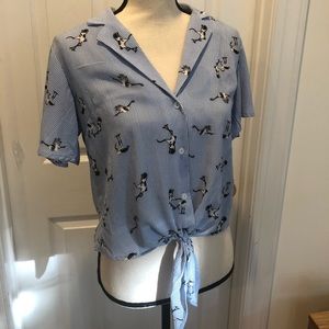 ✨Crane Print tie Blouse✨